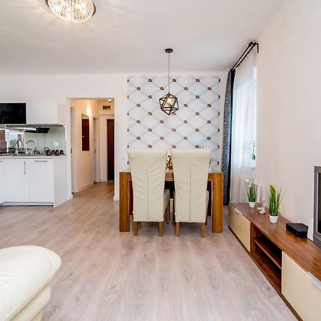Choosy City Flat Budapeste Exterior foto