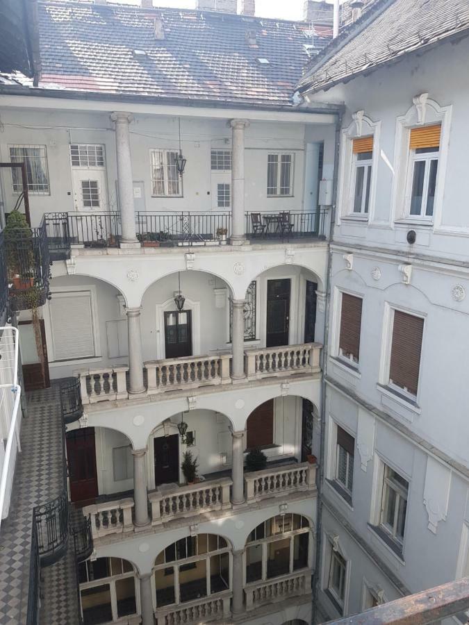 Choosy City Flat Budapeste Exterior foto